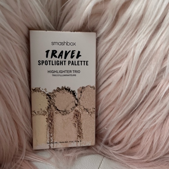 Smashbox Travel Spotlight Highlighter Trio Palette - Picture 3 of 10